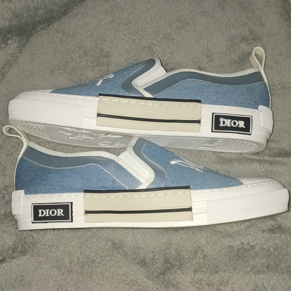 Dior Blue Canvas Sneakers with White Accents - Picture 4 of 7
